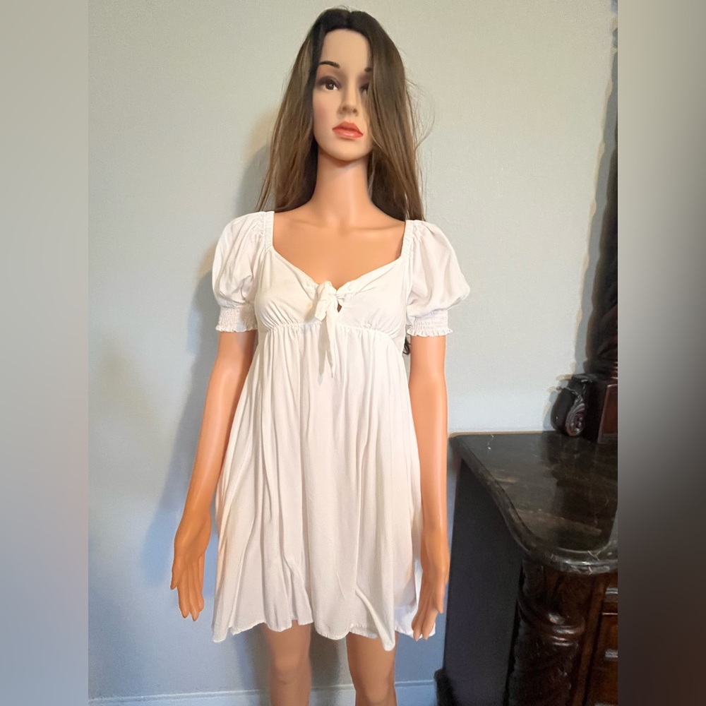 Pre owned altar d state whitr dress